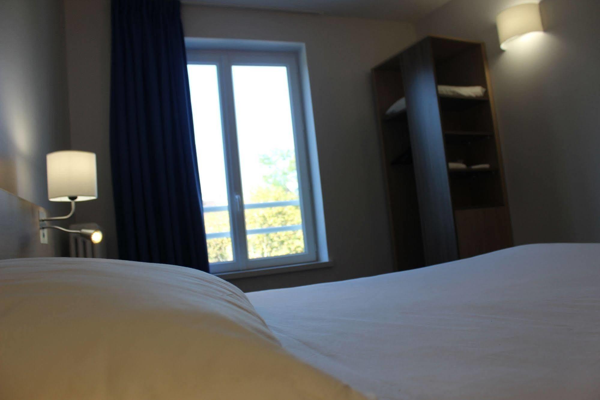 Brit Hotel Macon Centre Gare Exterior foto